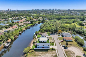 Unique 3-storey Home with Beautiful Lake View